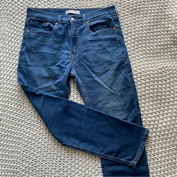 Men’s signature Levi Strauss regular taper jeans W32 L30 - Picture 2 of 7